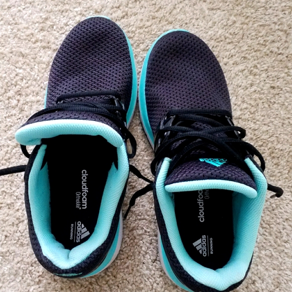 Adidas Running Shoes - Picture 7 of 9